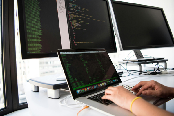 富賽汽車電子申請車載終端系統(tǒng)及修復(fù)方法專利，提高車載終端系統(tǒng)的軟件修復(fù)效率:汽車凹陷修復(fù)